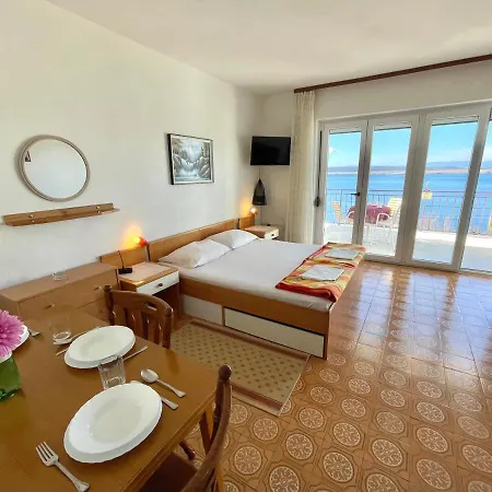 Apartmani Luky Dramalj Exterior foto