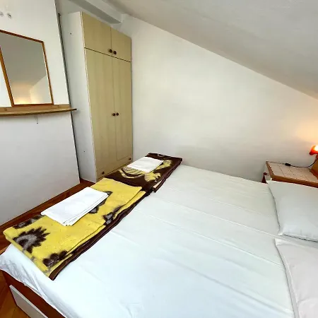 Apartmani Luky Dramalj Exterior foto