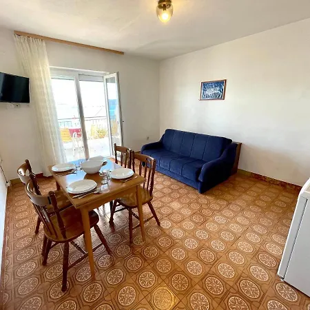 Apartmani Luky Dramalj Exterior foto