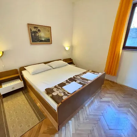 Apartmani Luky Dramalj Exterior foto