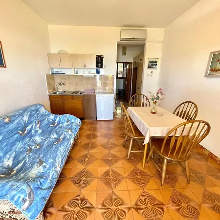 Apartmani Luky Dramalj Exterior foto