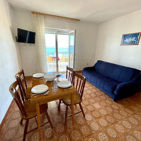 Apartmani Luky Dramalj Exterior foto