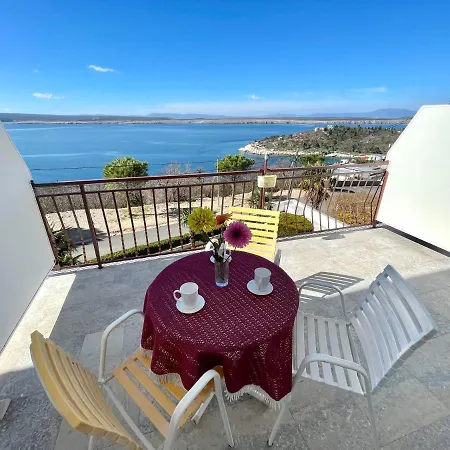 Apartmani Luky Dramalj Exterior foto