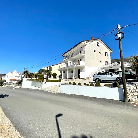 Apartmani Luky Dramalj Exterior foto