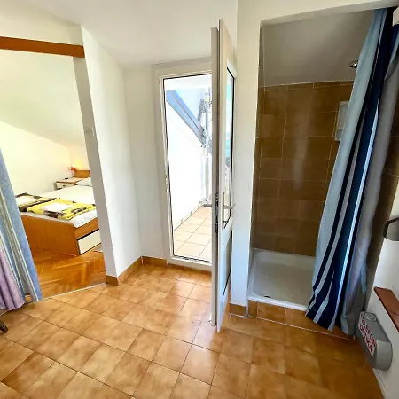 Apartmani Luky Dramalj Exterior foto