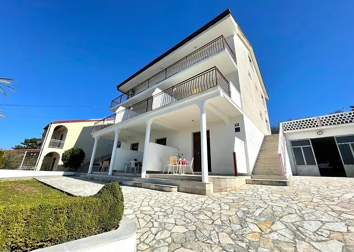 Apartmani Luky