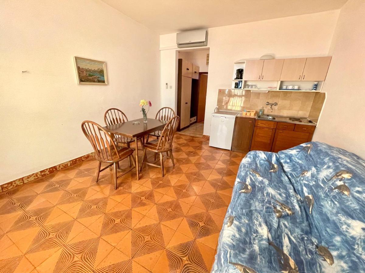 Luky Apartment