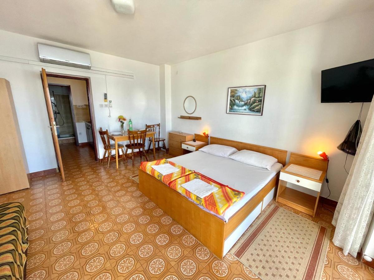Apartment Luky Dramalj