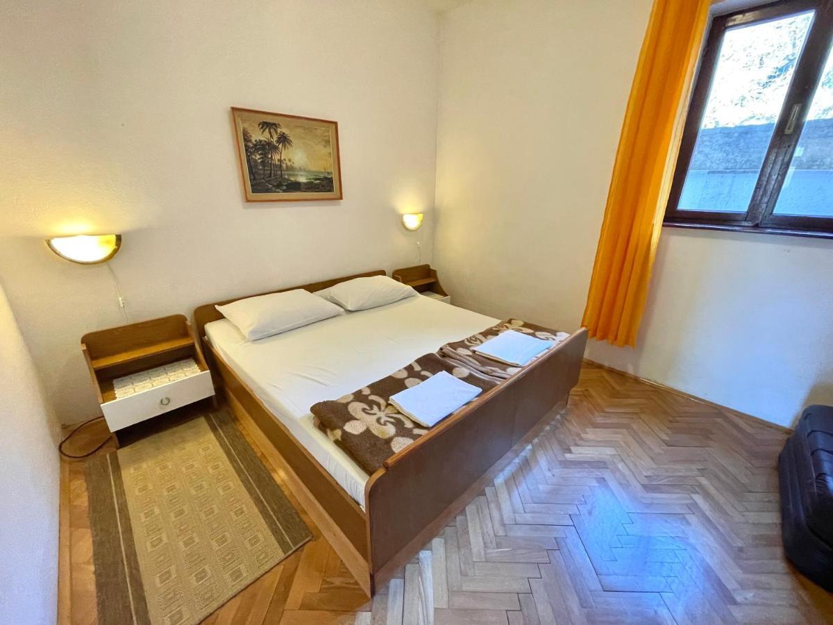 Apartment Luky *