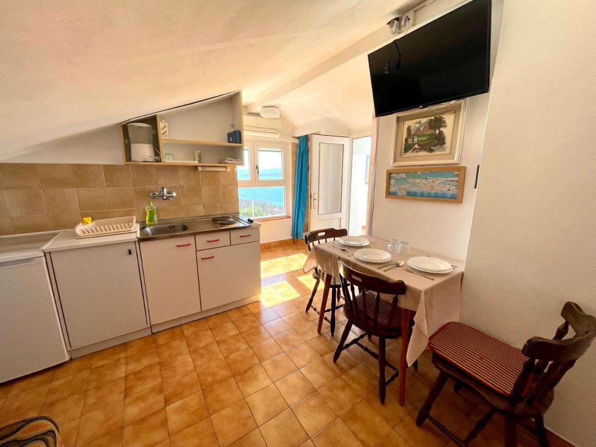 Apartment Luky Dramalj
